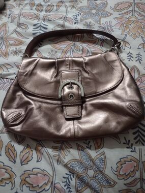 Women's Coach Metallic Rose Gold Shoulder Bag